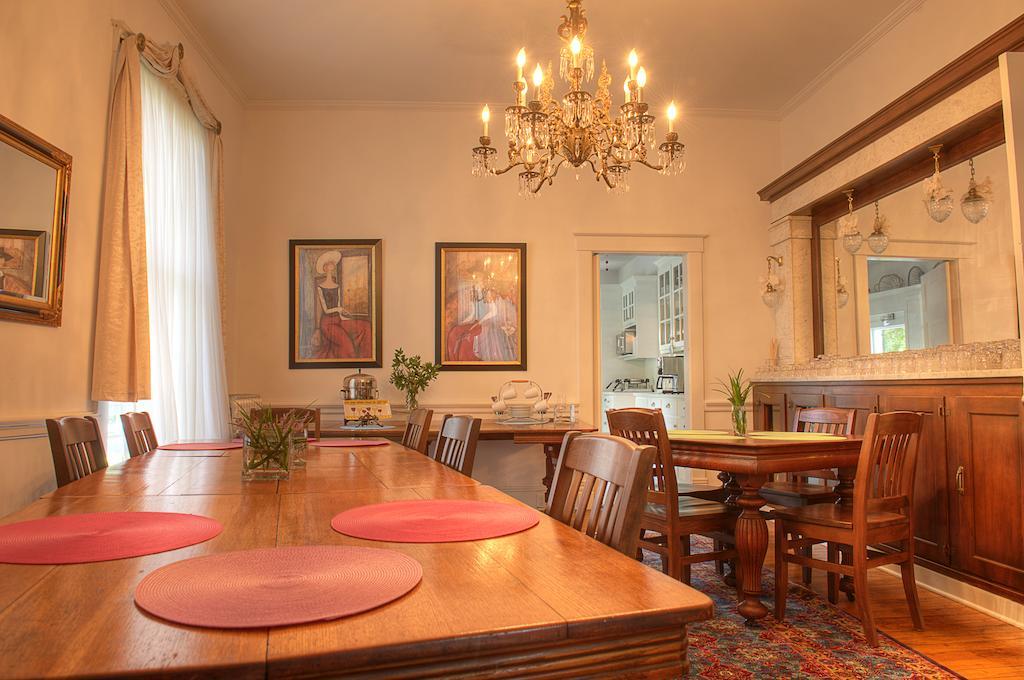 The Jackie O' House Bed And Breakfast Колумбус Экстерьер фото